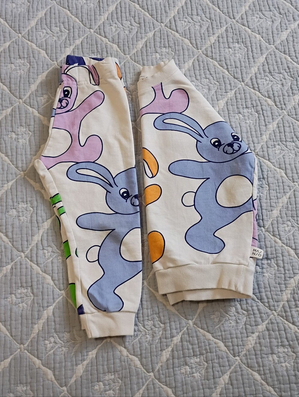 Mainio Multicolor Bunnies Sweatsuit 2/3Y